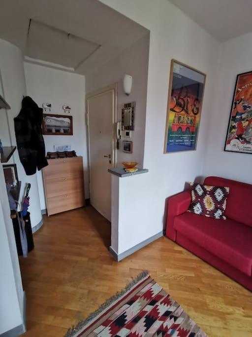 Allori Florens Exteriör bild